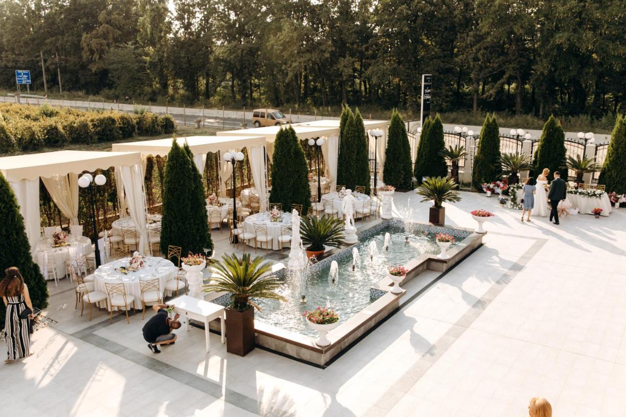 Laura Holiday Hotel Braila Exterior photo