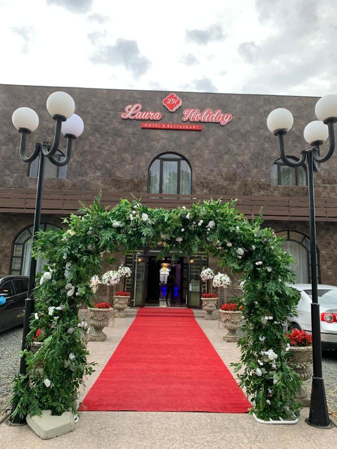 Laura Holiday Hotel Braila Exterior photo